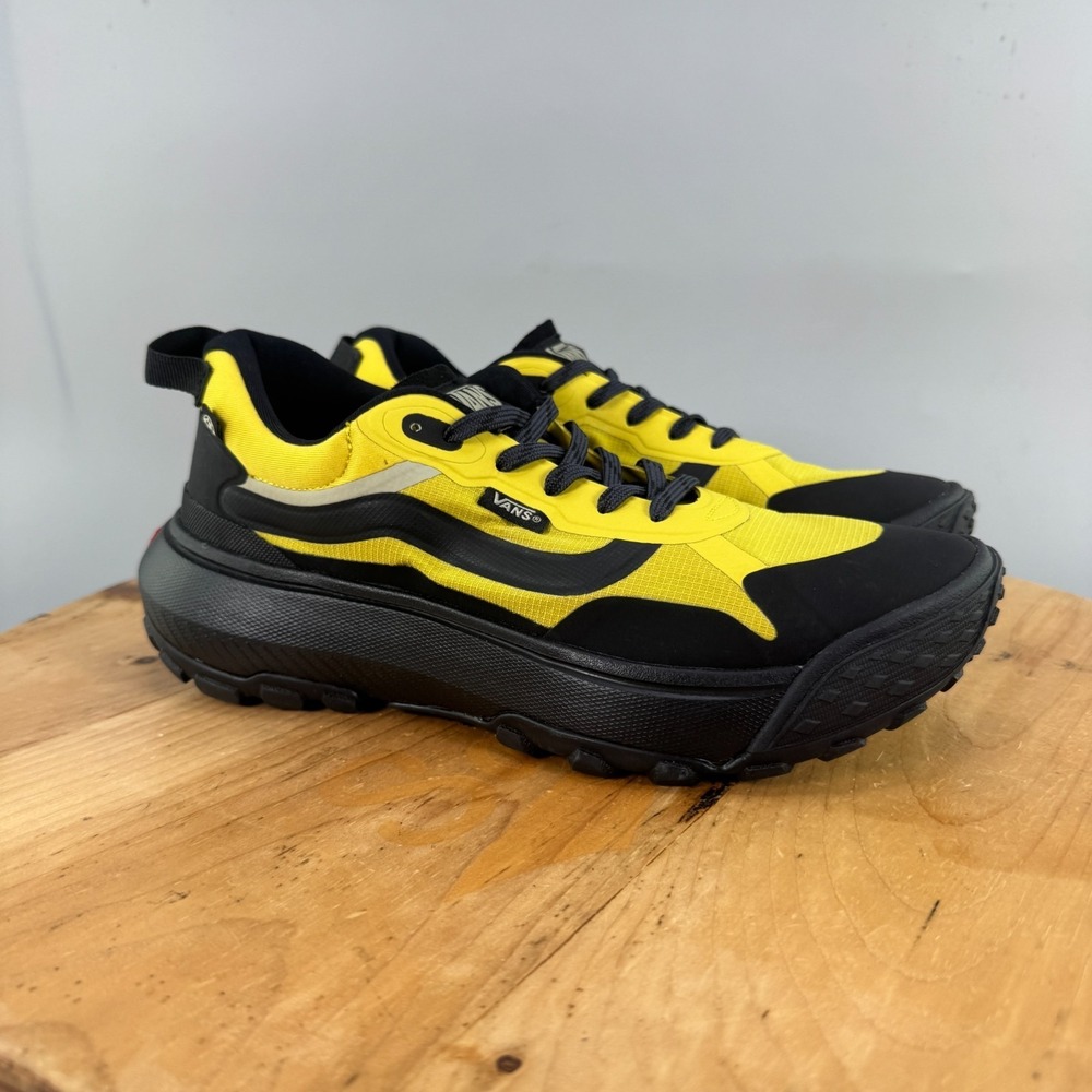 Vans MTE Crosspath Womens Size 8.5 Shoes Yellow Black Hiking Trail Sneakers NEW